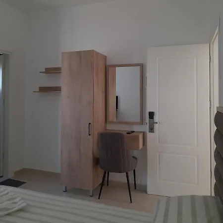 Vila Noti Vela Hotel